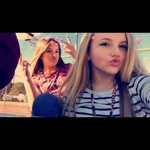 Meet your Posher, Avery